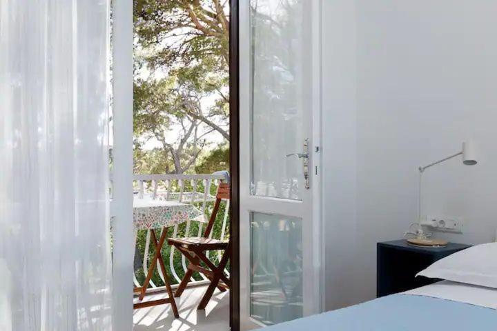 & Nugal Apartment *