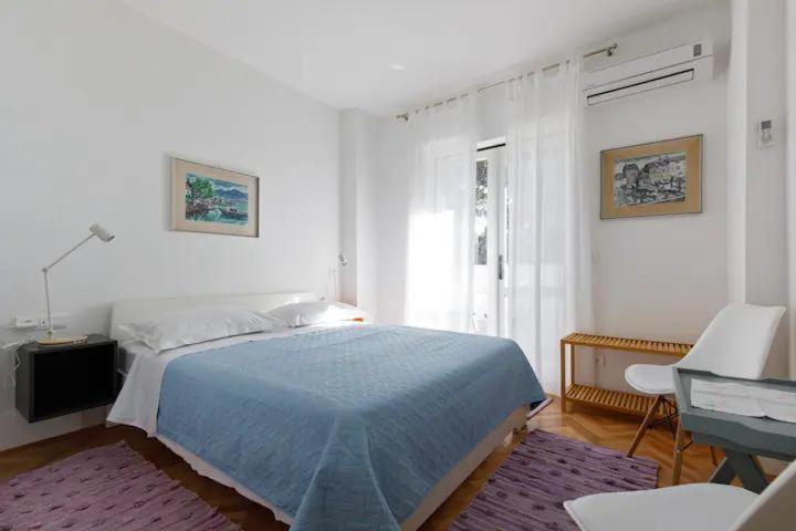 Apartment & Nugal *